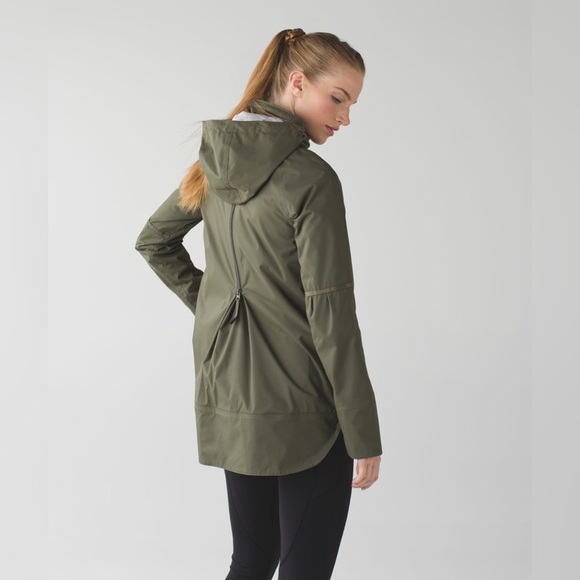Lululemon Fo Drizzle Jacket Fatigue Green Size 6 - Picture 2 of 16
